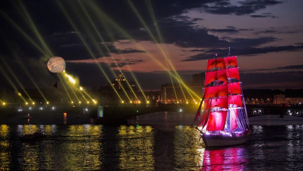 How to Celebrate White Nights in St. Petersburg